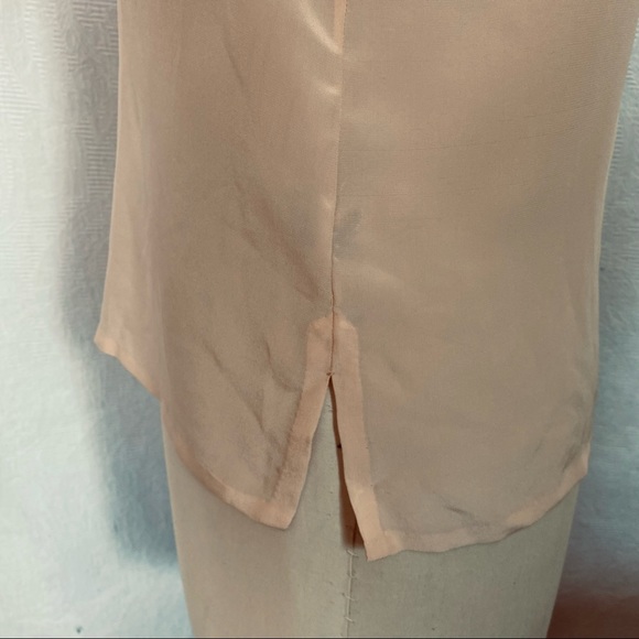 Pure silk hand vtg embroidered notch collar M/L palest peach - Picture 5 of 7